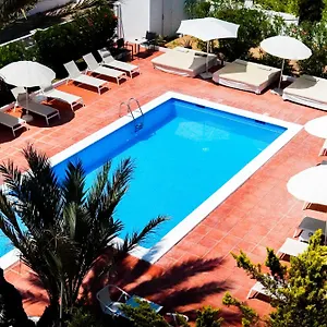 sandic-apartments-santa-eulalia-del-rio.ibizaislandhotels.net/