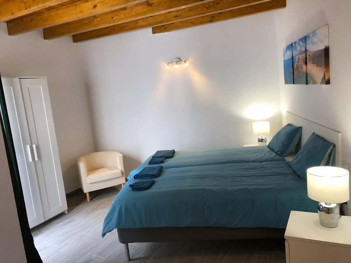 Villa Sun And Sea 2 Front De Mer Playa Rocca Costa Teguise 0*,  Spain